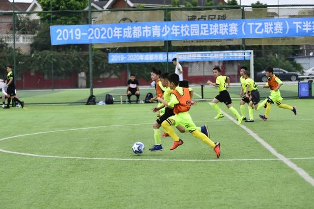 世体：阿尔瓦雷斯专注于世界杯，近期将拒绝接受个人专访